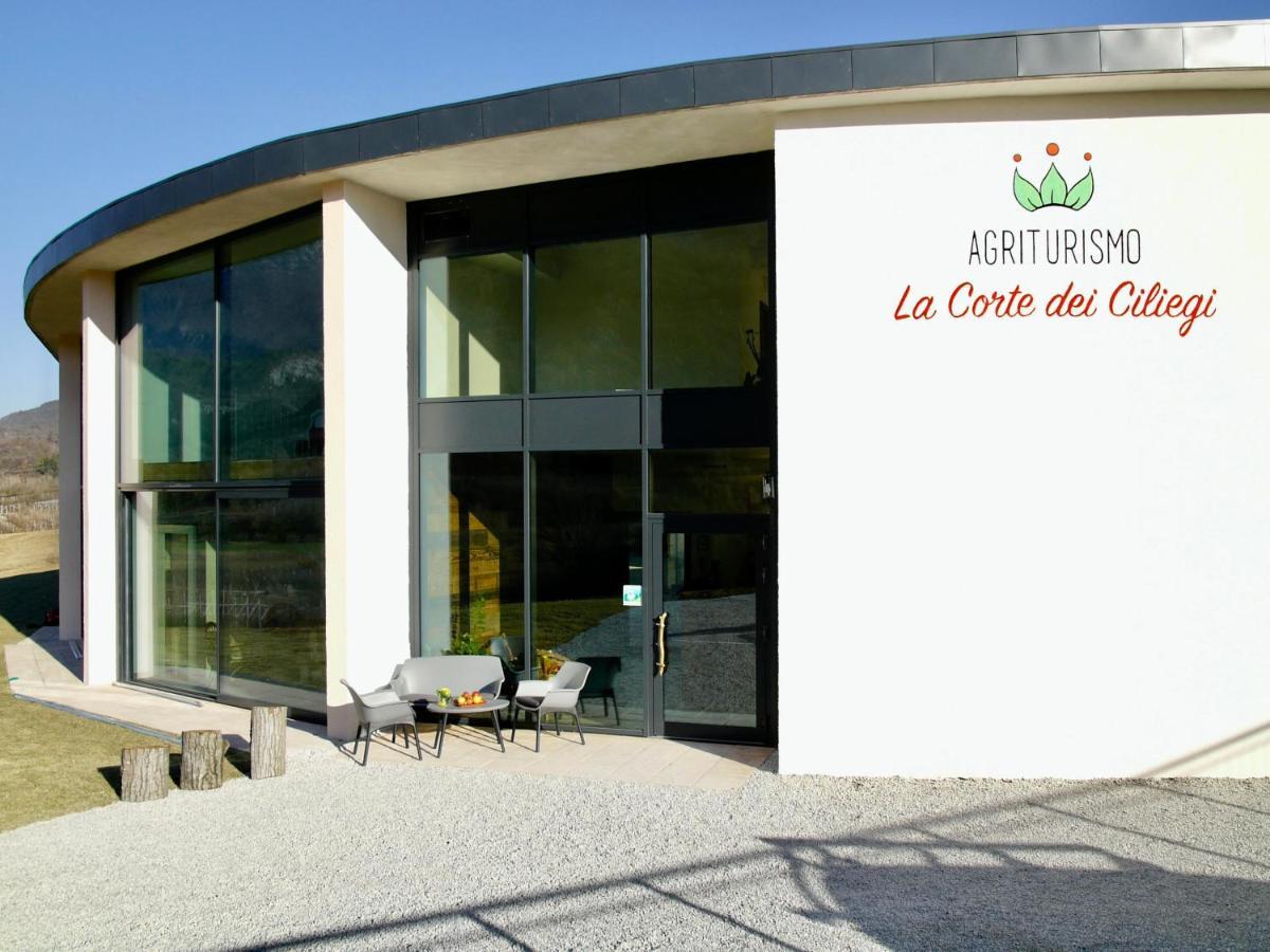 Agritur La Corte Dei Ciliegi Séjour à la ferme Trente
